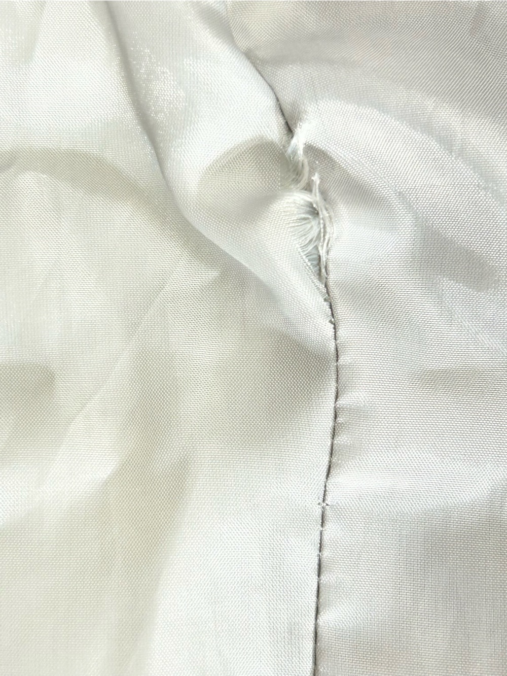 totes White to Purple Ombre Puffer Vest 3 Zipper Pockets Size XL - Picture 12 of 13